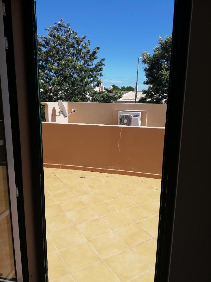 Villa V2 Aa Olhos de Agua  Buitenkant foto