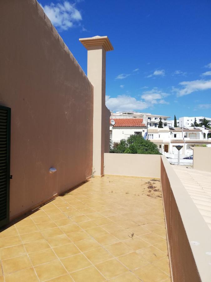 Villa V2 Aa Olhos de Agua  Buitenkant foto